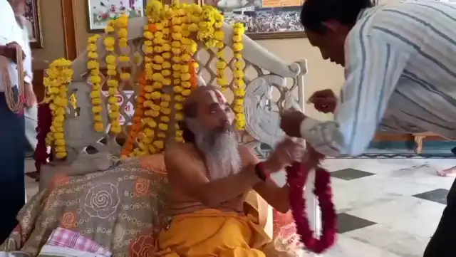 VIDEO: જગન્નાથજી મંદિરમાં ગુરુપૂર્ણિમા ઉજવણી