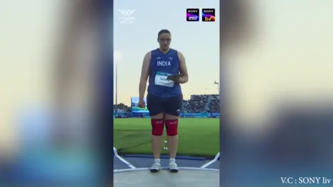 VIDEO: ૩ વર્ષના બાળકની માતાએ ભારતને અપાવ્યો 17મો મેડલ, જાણો કોણ છે સીમા કાલીરમન?