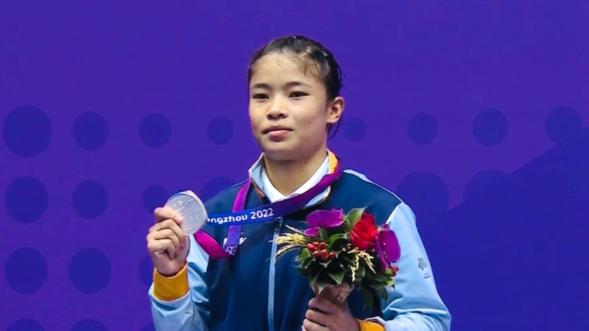 Asian Games 2026 / રોશિબીના દેવીએ ભારતને સિલ્વર મેડલ અપાવ્યો, સતત ત્રીજી જીત સાથે લગાવી હેટ્રિક