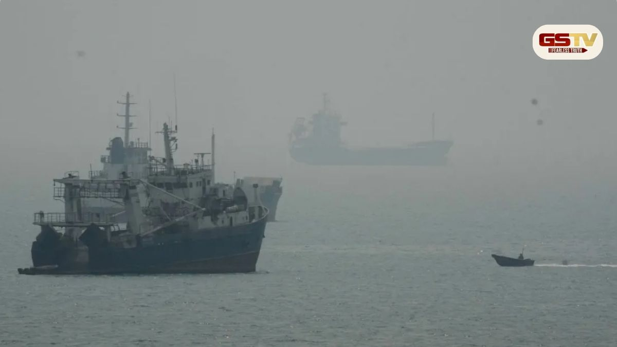 Black Sea માં કોમર્શિયલ જહાજ પર હુમલો, 3 ભારતીય ક્રૂ મેમ્બરનો બચાવ; 2 વિદેશી નાગરિકોના મોત